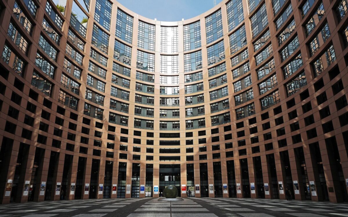 Kostengünstige Standortvernetzung von Behörden und Verwaltung durch Richtfunk